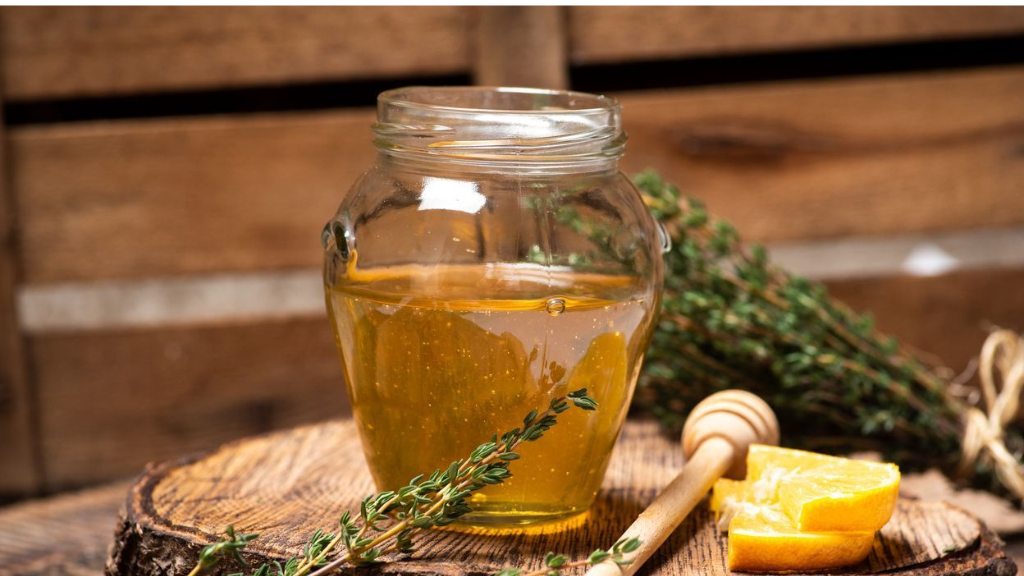 Miere de cimbru – beneficii, proprietăți și gustul autentic al Greciei