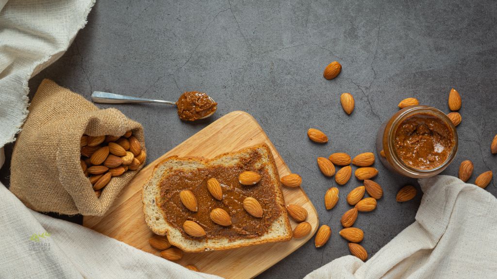Unt de migdale - Cel mai fin și sănătos unt vegetal pe care îl poți alege